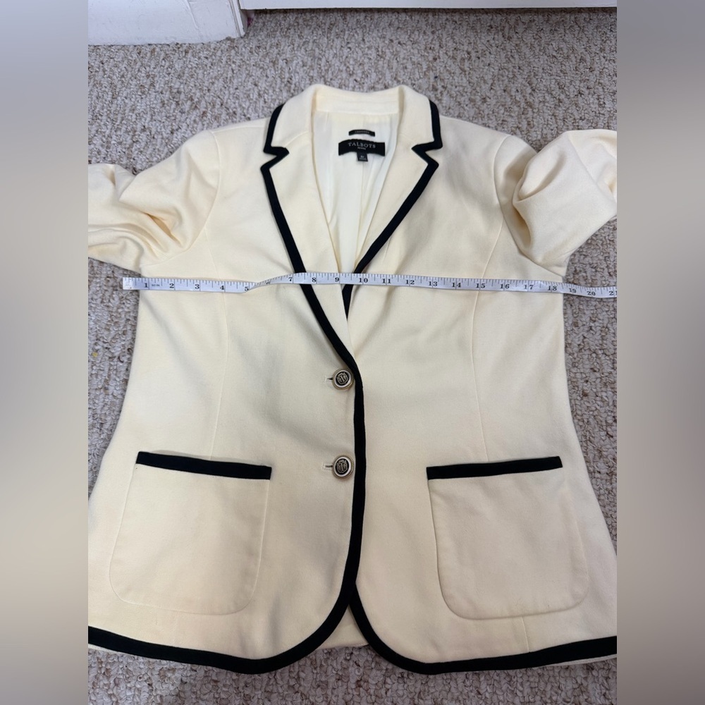 Talbots Aberdeen Cream Blazer with Black Trim - Women's Tailored Jacket size 8P - Picture 7 of 9